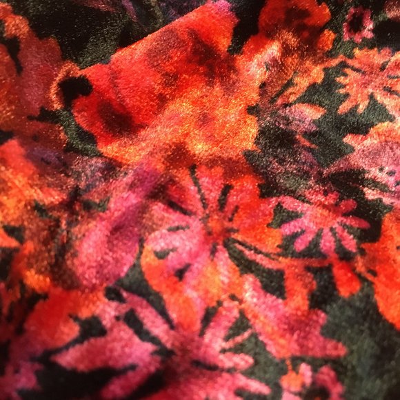 Women Wild Fable Spaghetti Strap Floral Red Crushed Velvet Mini Dress NWT  - M - Picture 3 of 6